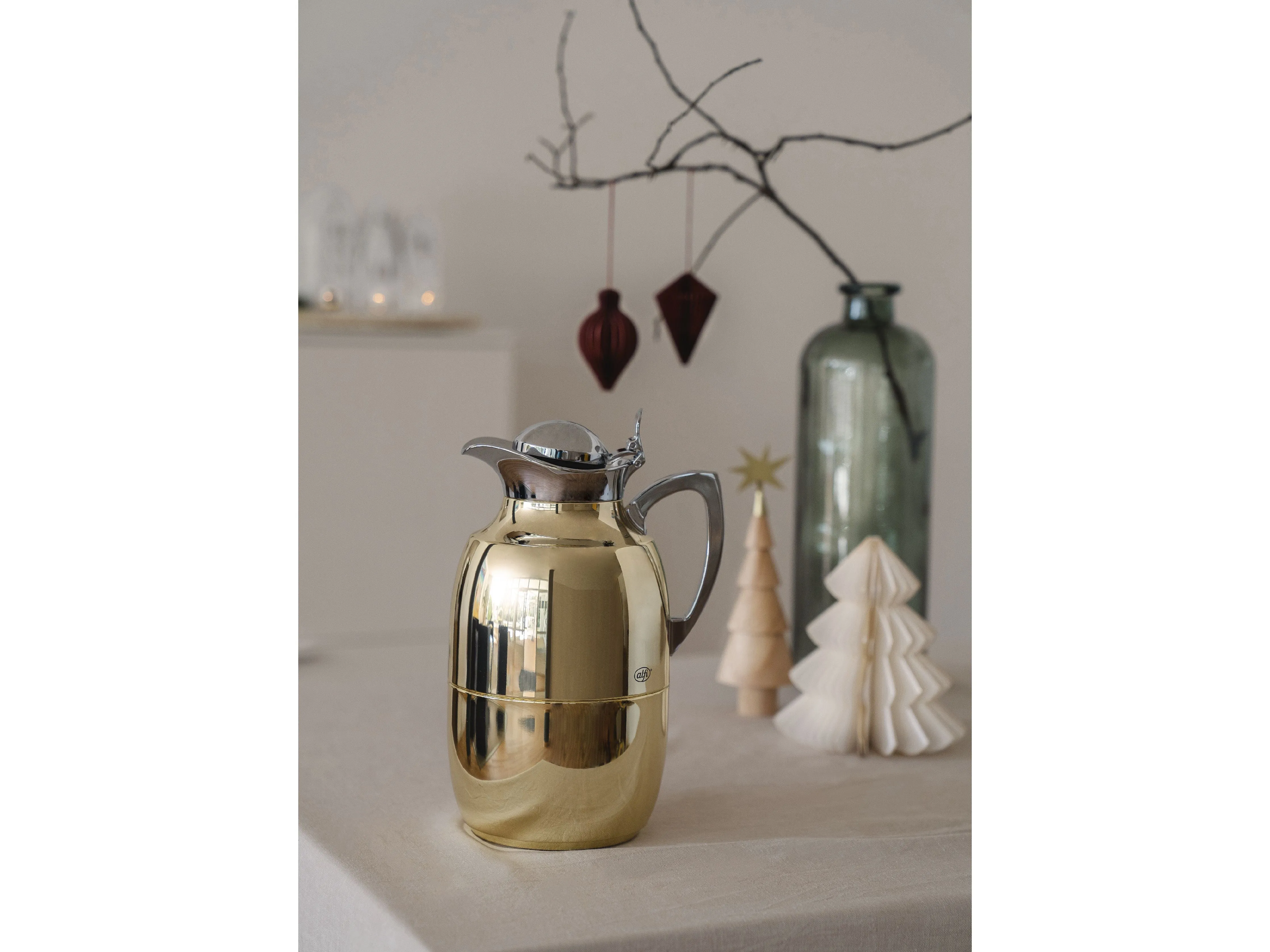 Alfi Juwel Insulated Carafe 1 Liter. Gold