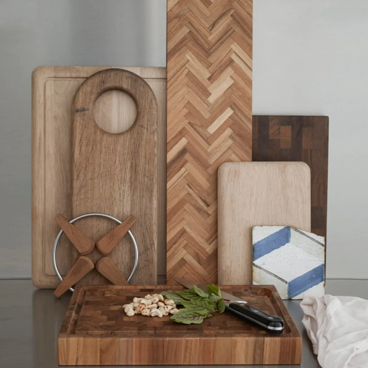 Dania Cutting Board