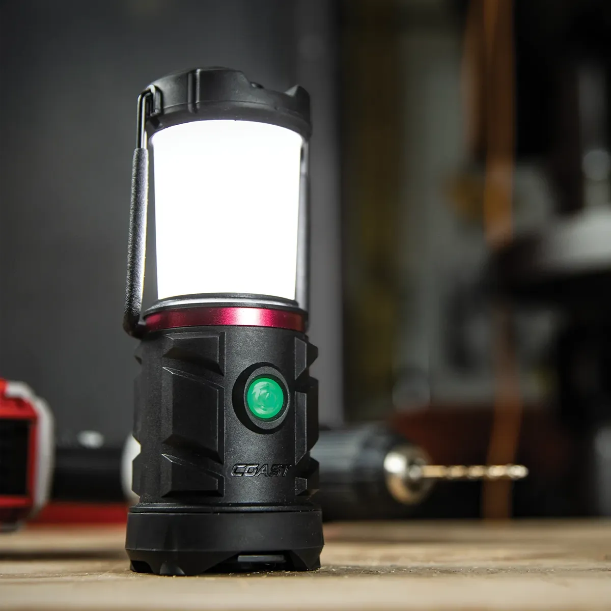 EAL13 330 Lumen Lantern