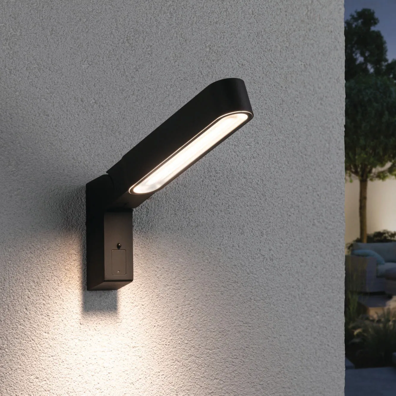 Outdoor Ito 7.5W LED Vertical Wall Light with Motion Detection in Anthracite