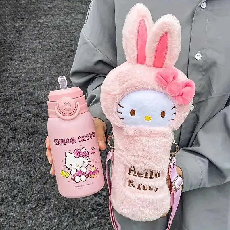 Sanrio Hello Kitty Plush Cover Insulated Bottle (600 ml)