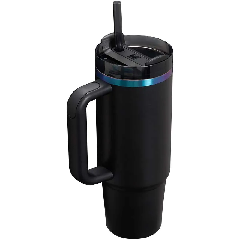 The 30oz Quencher H2.0 Flowstate™ Tumbler in Black Chroma