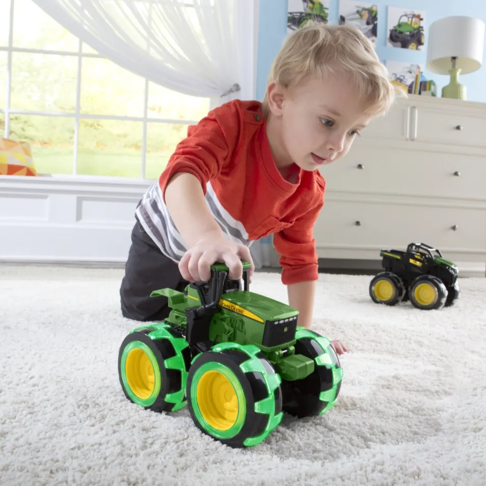 TOMY John Deere Monster Treads Lightning Wheels 8''